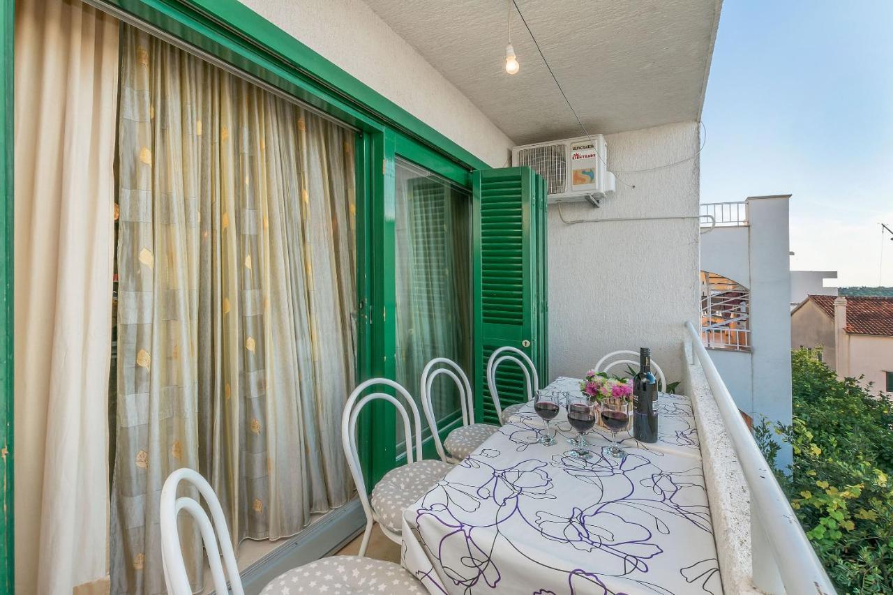 Apartments Miljenko ماكارسكا المظهر الخارجي الصورة
